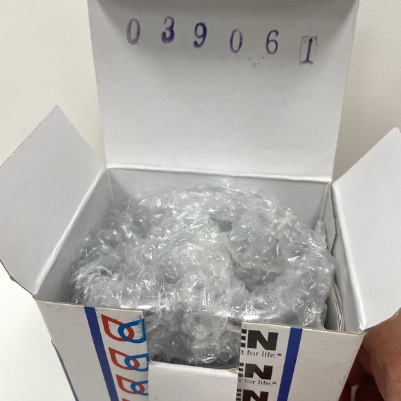 Moen Kingsley Collection Robe Hook - Picture 4 of 5